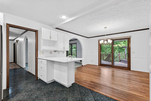 1120 Rockstone Lane, New Brighton, MN 55112