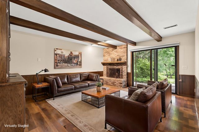 1120 Rockstone Lane, New Brighton, MN 55112