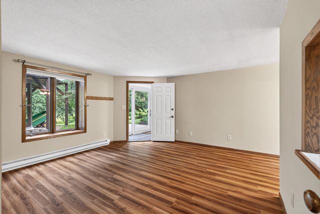 1120 Rockstone Lane, New Brighton, MN 55112