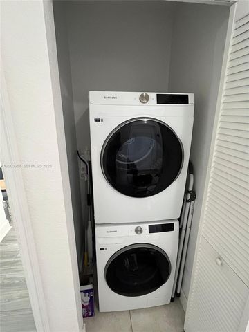 1830 Radius Dr 1218, Hollywood, FL 33020