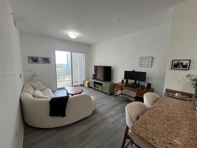 1830 Radius Dr 1218, Hollywood, FL 33020