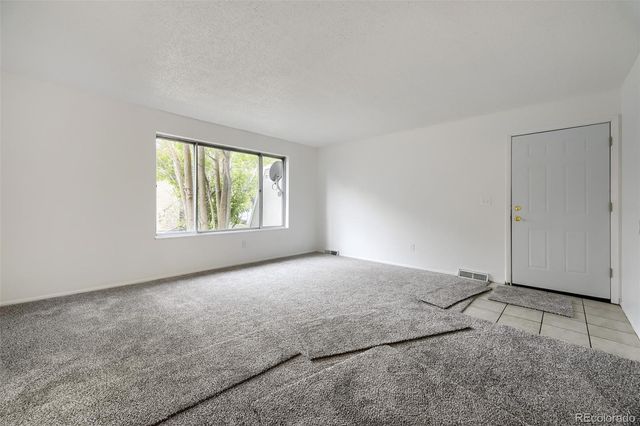 1246 Sable Boulevard, Aurora, CO 80011