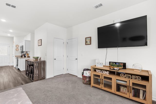 639 Muster Field Ct., Conway, SC 29526