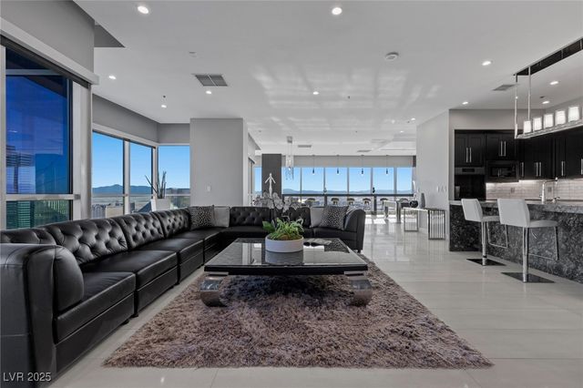 4575 Dean Martin Drive 3300, Las Vegas, NV 89103