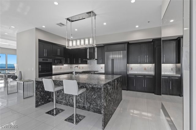 4575 Dean Martin Drive 3300, Las Vegas, NV 89103