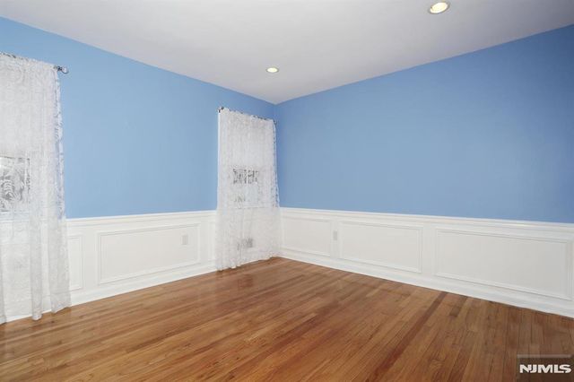 29 Margaret Court, Dumont, NJ 07628
