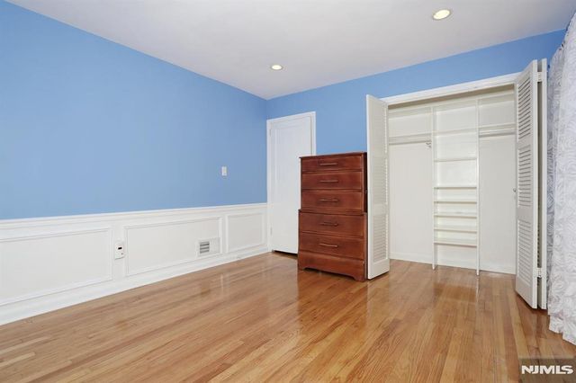 29 Margaret Court, Dumont, NJ 07628