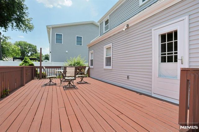 29 Margaret Court, Dumont, NJ 07628