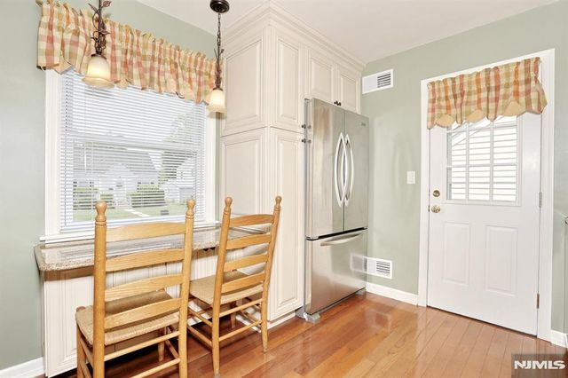 29 Margaret Court, Dumont, NJ 07628