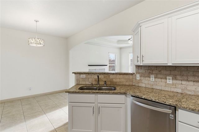 23 Harrington Drive, Bella Vista, AR 72714