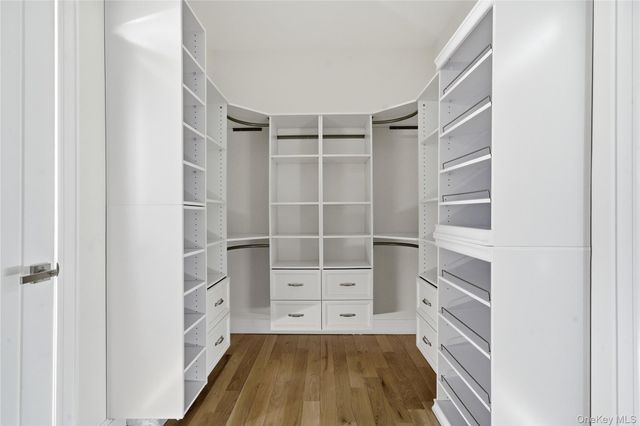 19 Arrow Lane, Hicksville, NY 11801