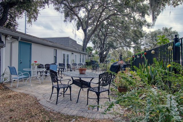 702 LYNDHURST STREET 821, Dunedin, FL 34698