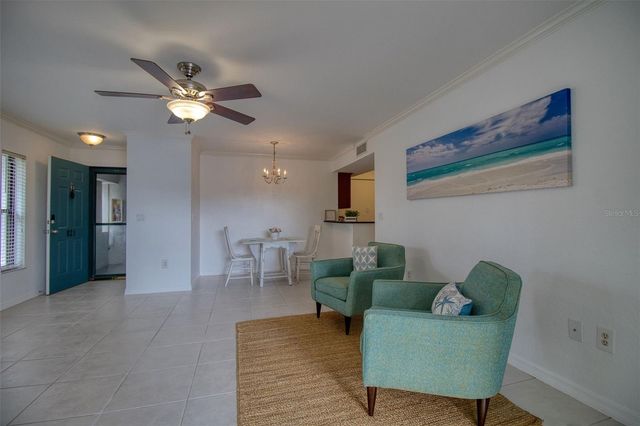 702 LYNDHURST STREET 821, Dunedin, FL 34698