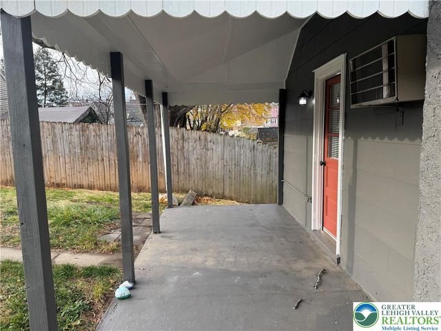 32 North Front Street, Coplay Boro, PA 18037