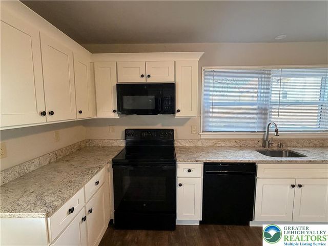 32 North Front Street, Coplay Boro, PA 18037