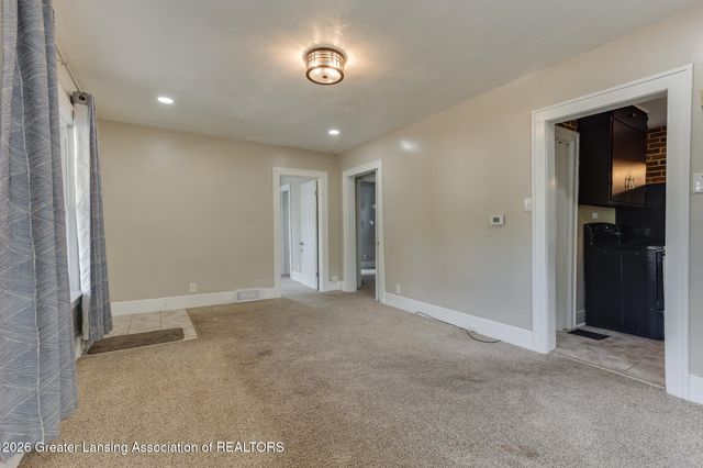1105 Comfort Street, Lansing, MI 48915