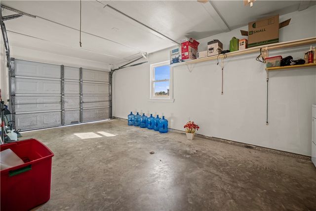 310 & 312 E Sullivan St, Skidmore, TX 78389