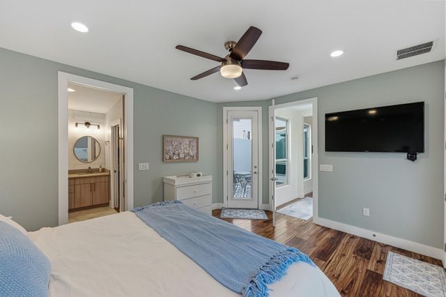 1405 Camelot CIR A, Austin, TX 78745