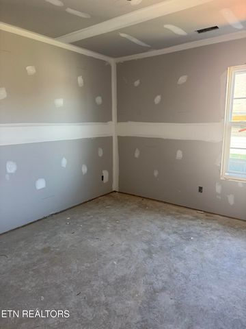 207 Andy Carr Ave, Alcoa, TN 37701