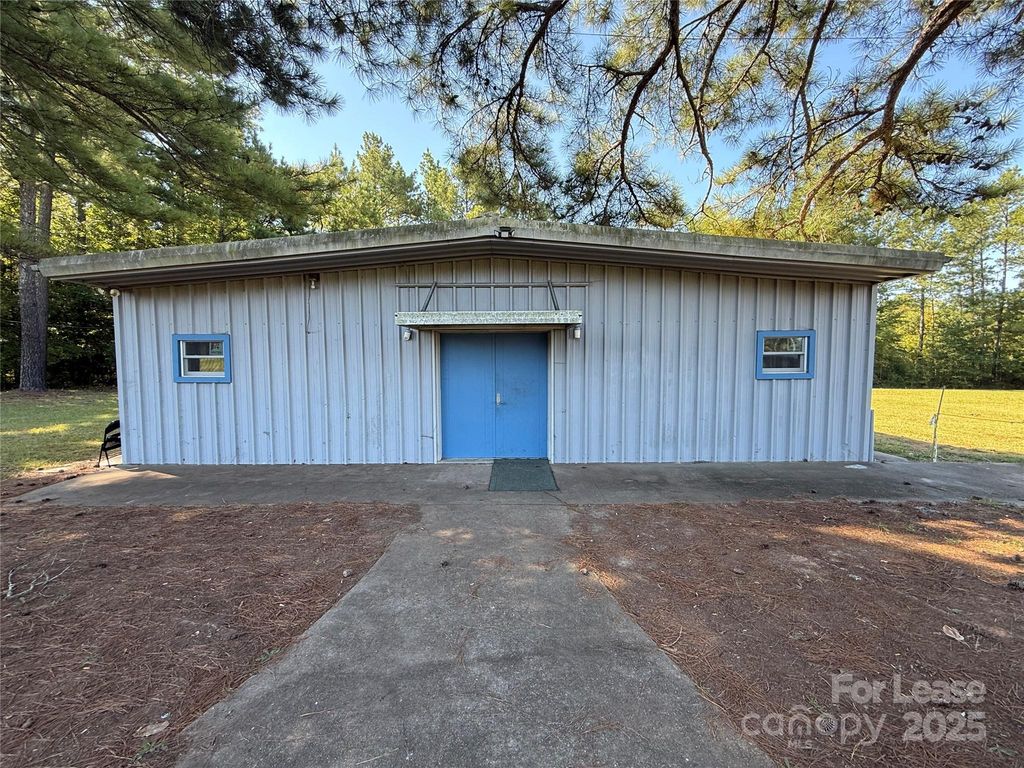 2549 US Hwy 74 Highway, Wadesboro, NC 28170