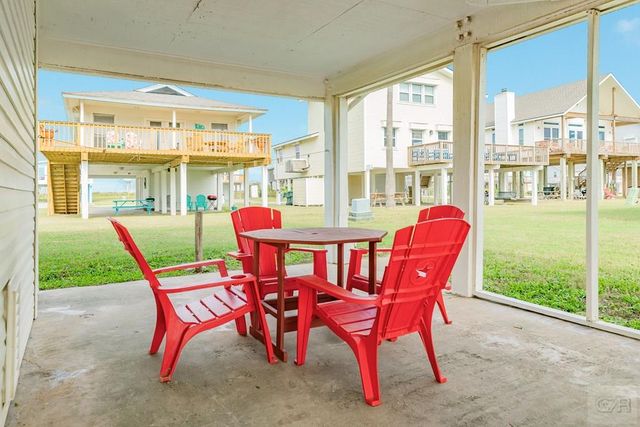 12520 E Buena Vista, Galveston, TX 77554