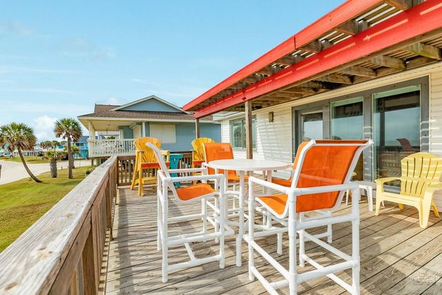 12520 E Buena Vista, Galveston, TX 77554