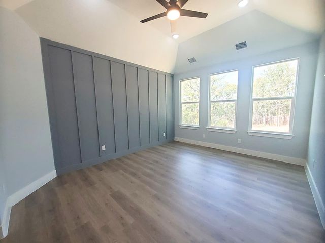 106 Halawa CT, Bastrop, TX 78602