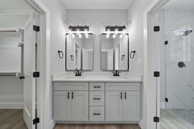 106 Halawa CT, Bastrop, TX 78602