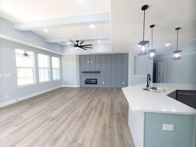 106 Halawa CT, Bastrop, TX 78602