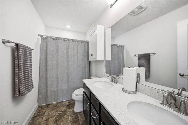 3131 Fairview Drive, Avon, OH 44011