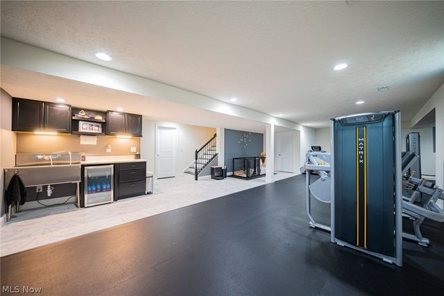 3131 Fairview Drive, Avon, OH 44011