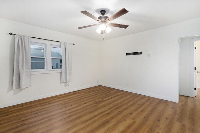 917 S West Avenue, Springfield, MO 65802