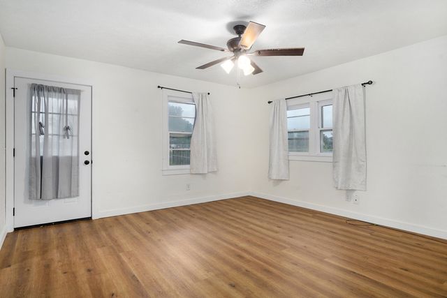 917 S West Avenue, Springfield, MO 65802