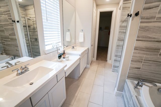 1309 Old Rocksprings Pass, Mansfield, TX 76063