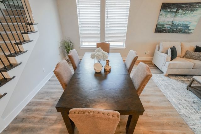 1309 Old Rocksprings Pass, Mansfield, TX 76063