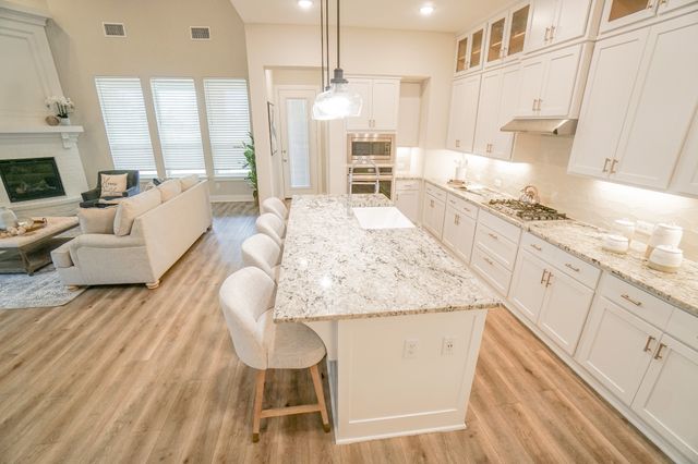 1309 Old Rocksprings Pass, Mansfield, TX 76063