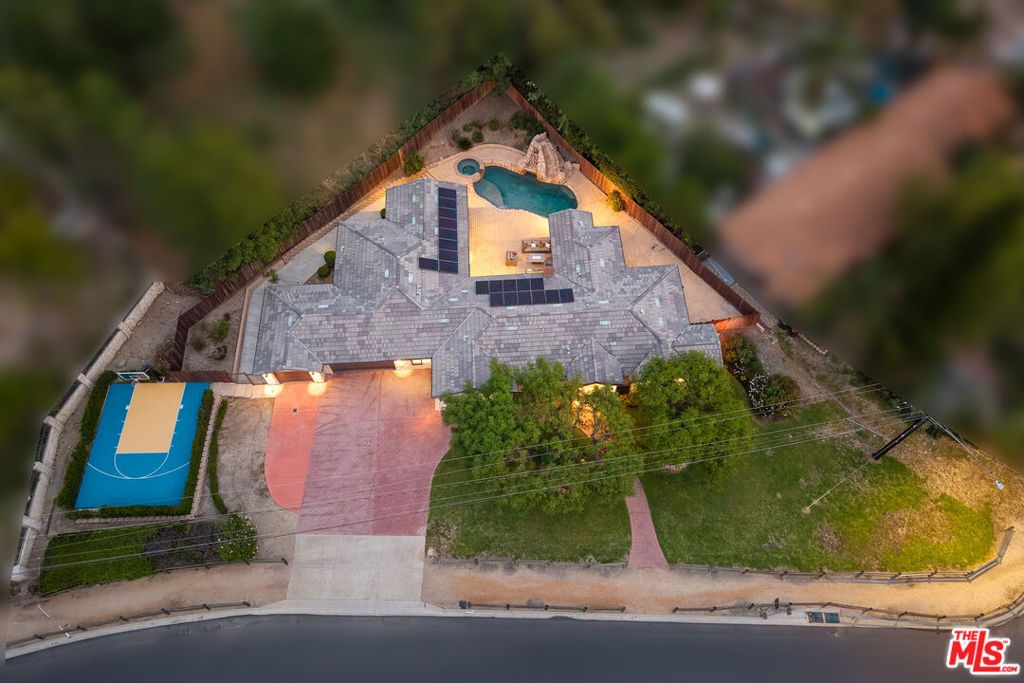 Image 37 of property listing at 20816 Fuerte Drive, Walnut, CA 91789