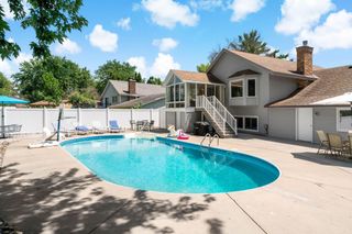 1016 Westview Drive, Farmington, MN 55024