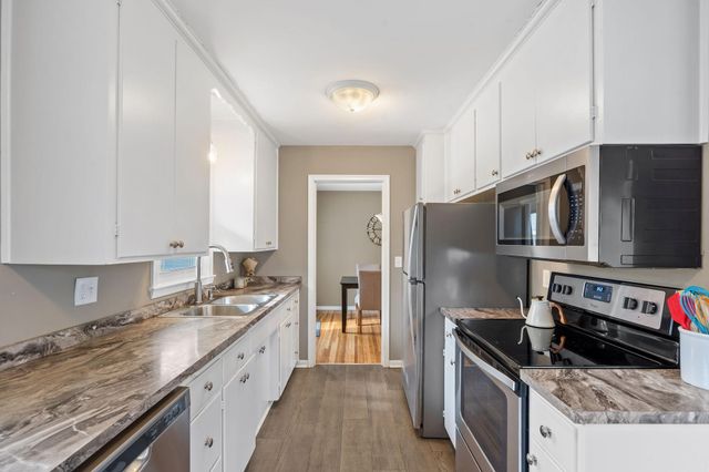 11240 Crocus Street NW, Coon Rapids, MN 55433