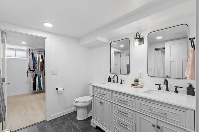 11240 Crocus Street NW, Coon Rapids, MN 55433