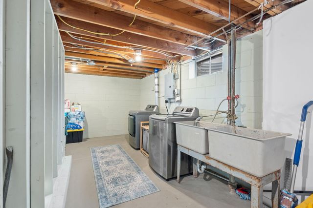 11240 Crocus Street NW, Coon Rapids, MN 55433