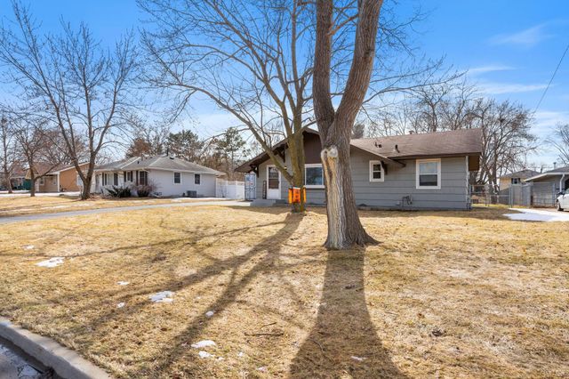 11240 Crocus Street NW, Coon Rapids, MN 55433