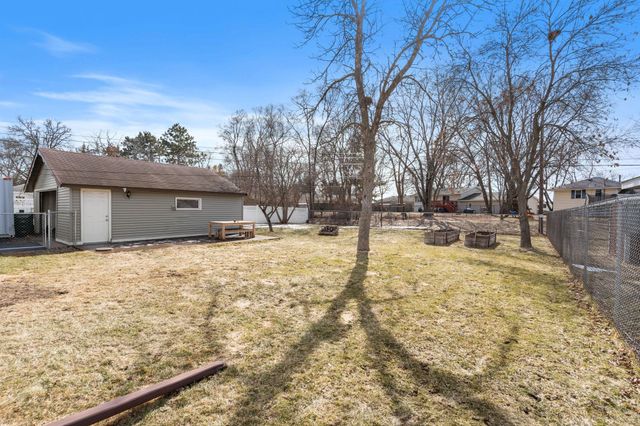 11240 Crocus Street NW, Coon Rapids, MN 55433