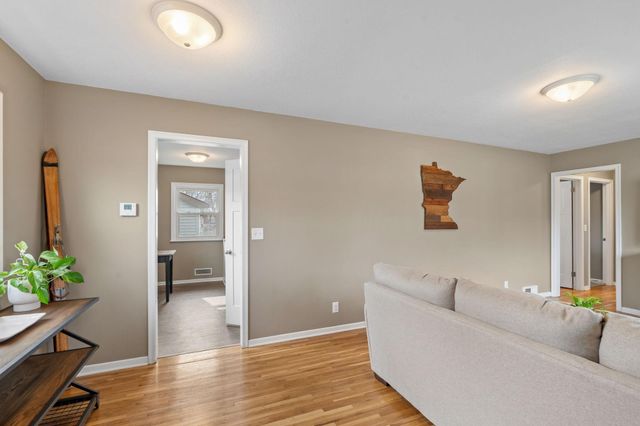 11240 Crocus Street NW, Coon Rapids, MN 55433