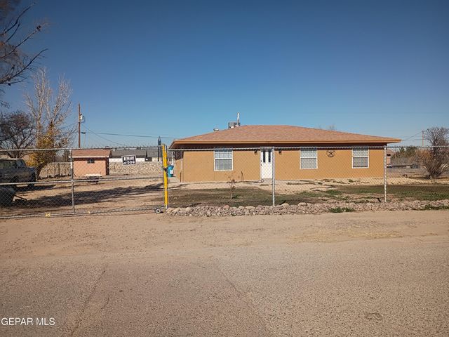 695 FRAY VARGAS Court, Socorro, TX 79927