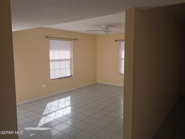 695 FRAY VARGAS Court, Socorro, TX 79927