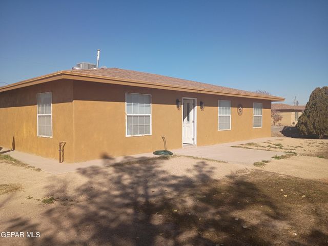 695 FRAY VARGAS Court, Socorro, TX 79927
