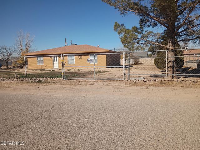 695 FRAY VARGAS Court, Socorro, TX 79927