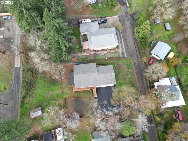 575 CEDAR St, Sutherlin, OR 97479