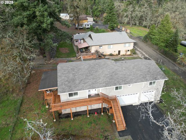 575 CEDAR St, Sutherlin, OR 97479